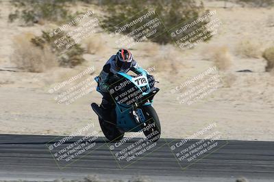 media/Dec-07-2025-CVMA (Sun) [[3e7d2de5dc]]/Race 8-Middleweight Shootout/